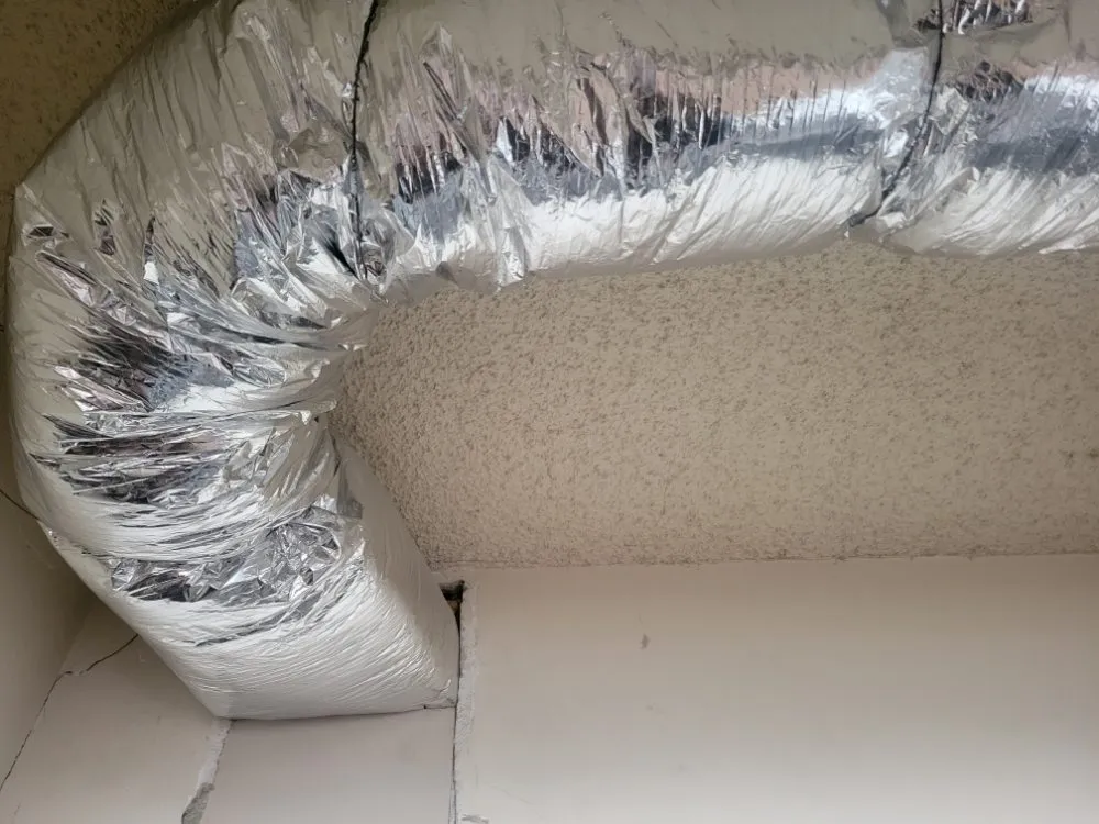 Slide of Refriairtech