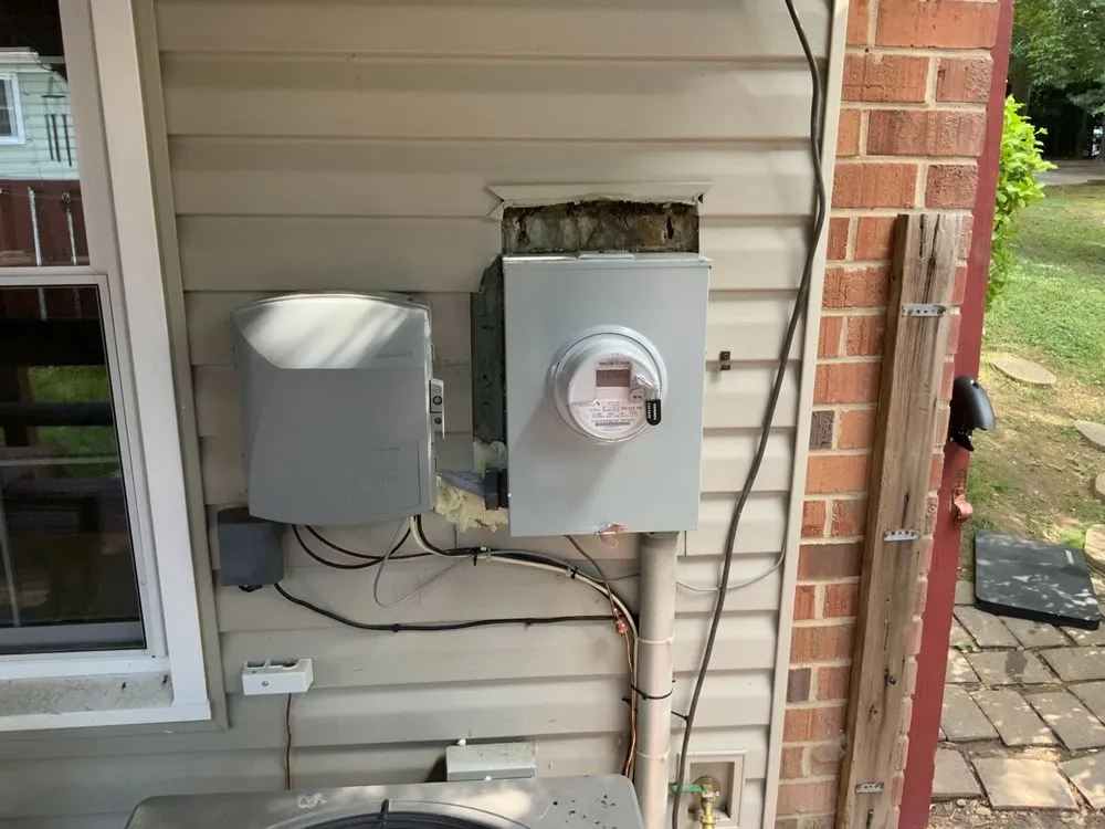 Licensed electrician providing circuit breaker repair in Engleside, VA - Reid Electrical Solutions