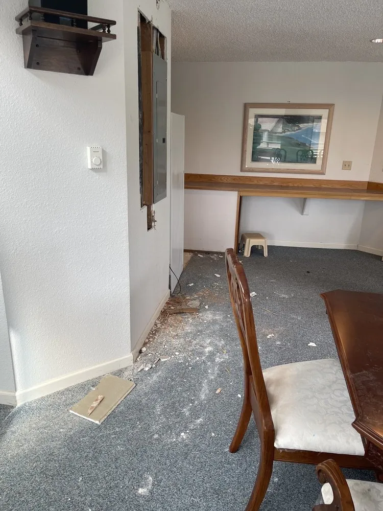 Slide of Reign City Electric