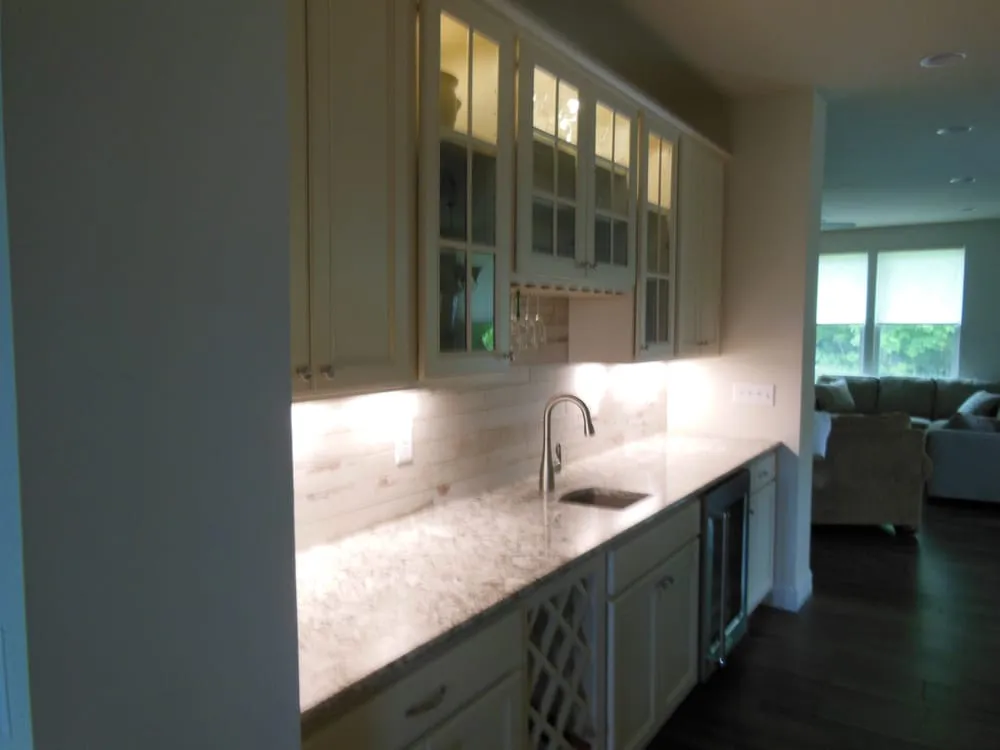 Emergency emergency electrical service experts serving St Louis, MO - Reiner Electric