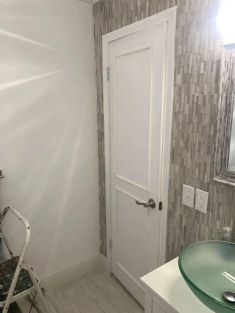 Professional panel upgrade experts serving Land O' Lakes, FL - Reliable Handyman