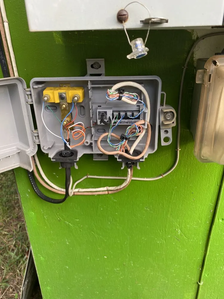 Slide of Reliable Repairs Hawaii