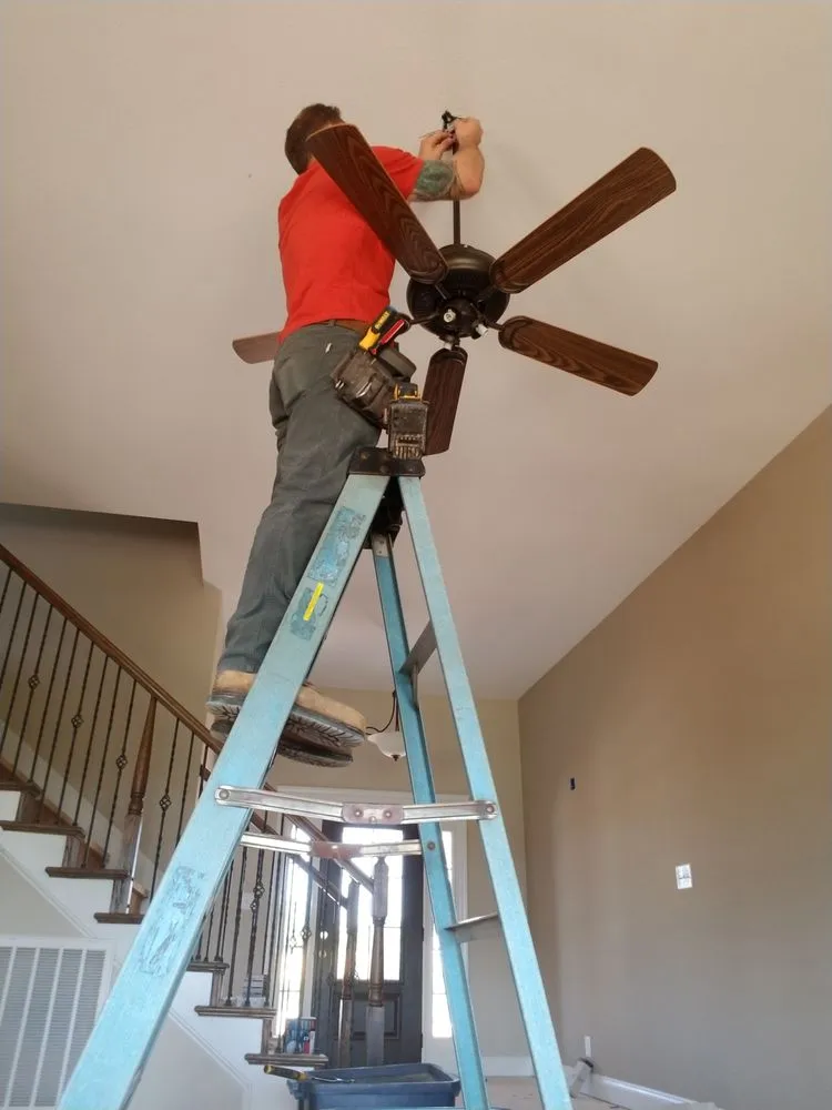 Professional circuit breaker repair service in Puryear, TN - Reliable Residential Home Repair