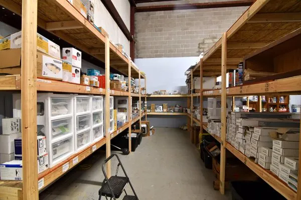 Reliabuilt Contracting Logo