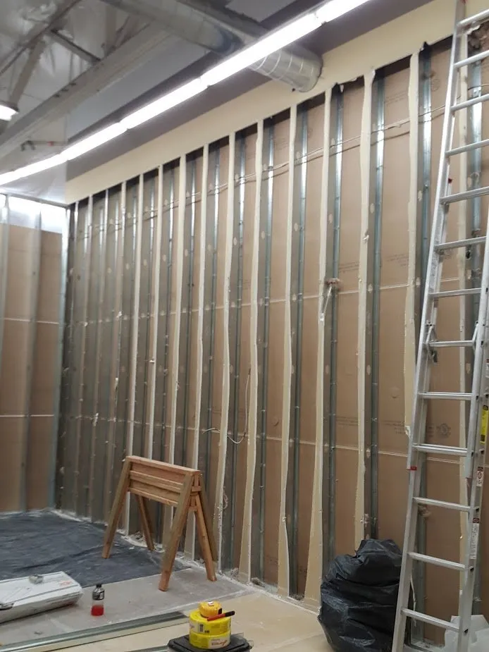 Reliable electrical repair service in ,  - Reliance Building And Maintenance