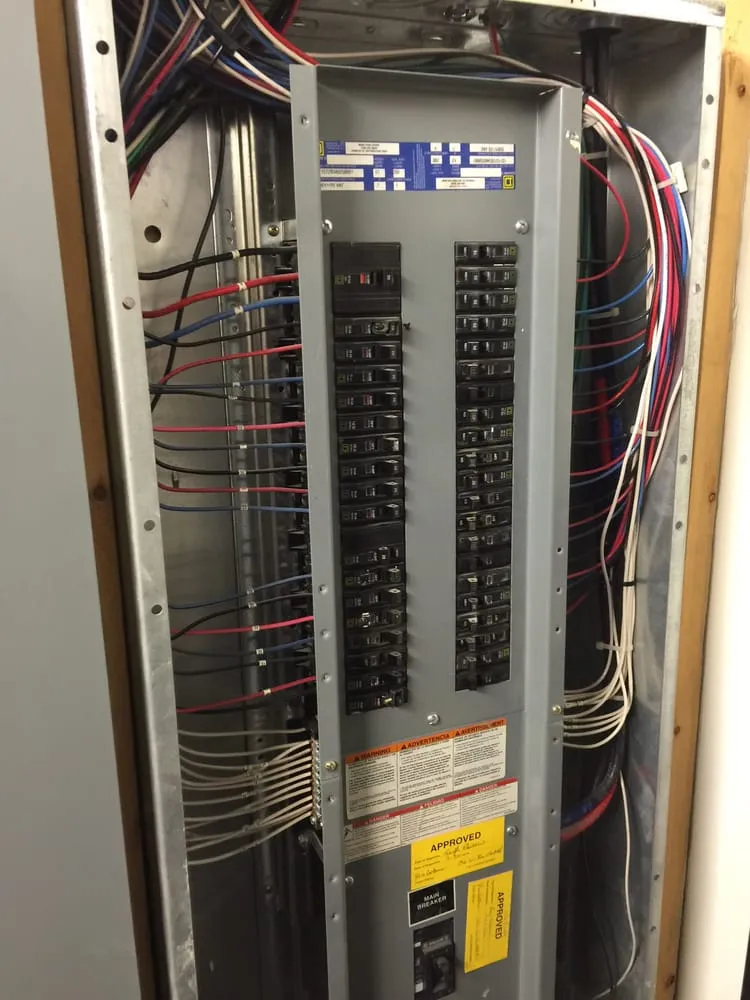 Expert emergency electrical service service in St. Charles, IL - Reliant Electrical