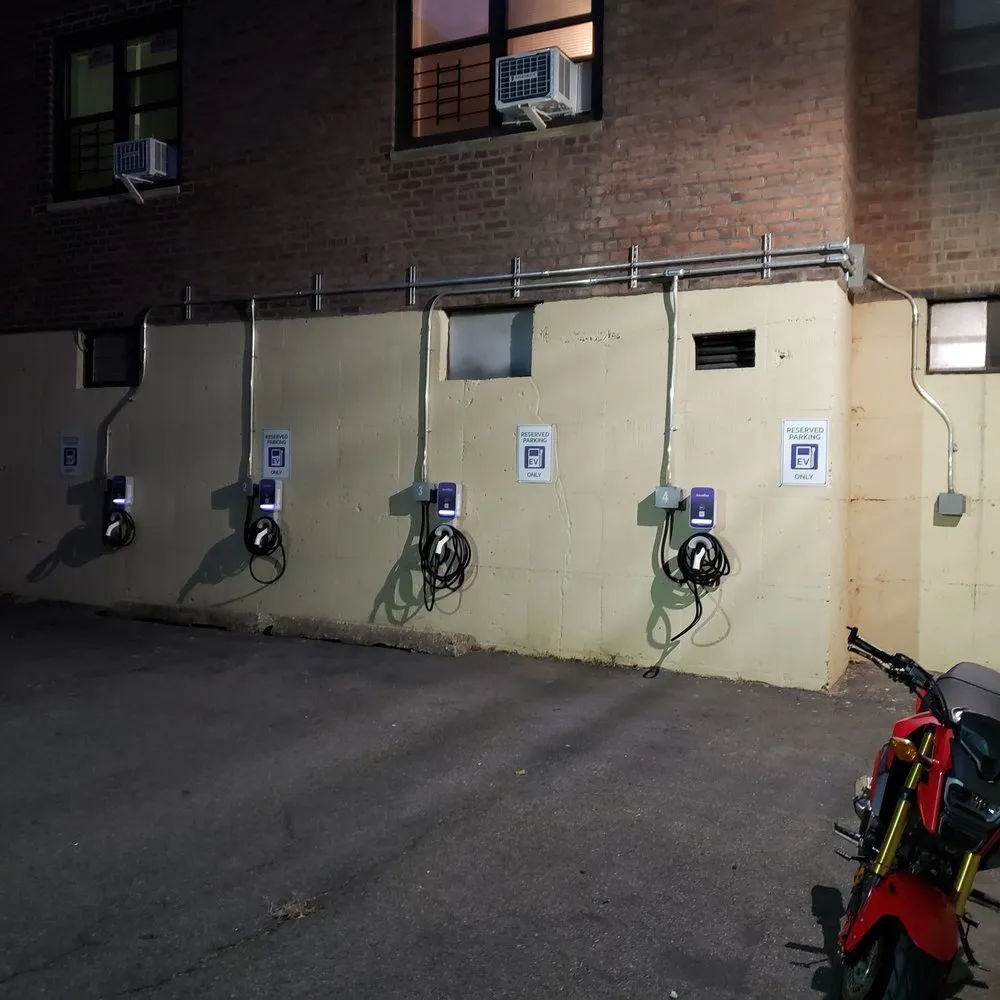Certified emergency electrical service experts serving Fresh Meadows, NY - Reliant Power Systems