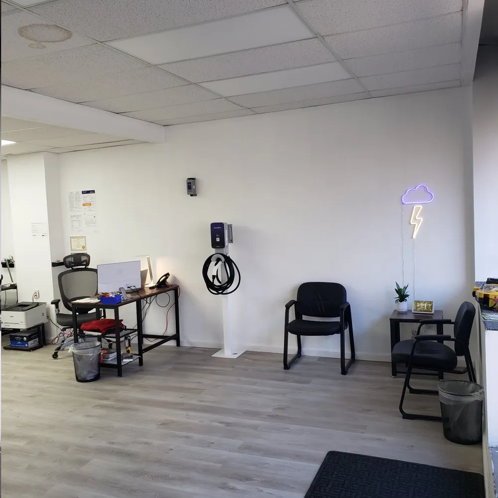 Affordable wiring installation experts serving Fresh Meadows, NY - Reliant Power Systems