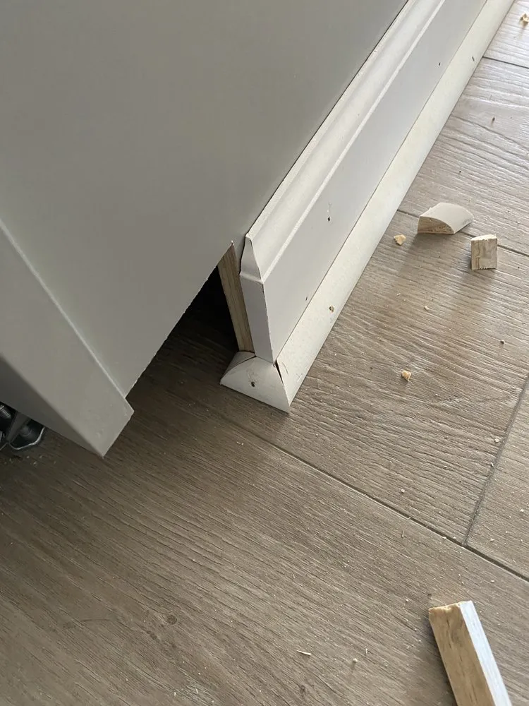 Trusted emergency electrical service in ,  by Remarkable Maintenance & Renovation