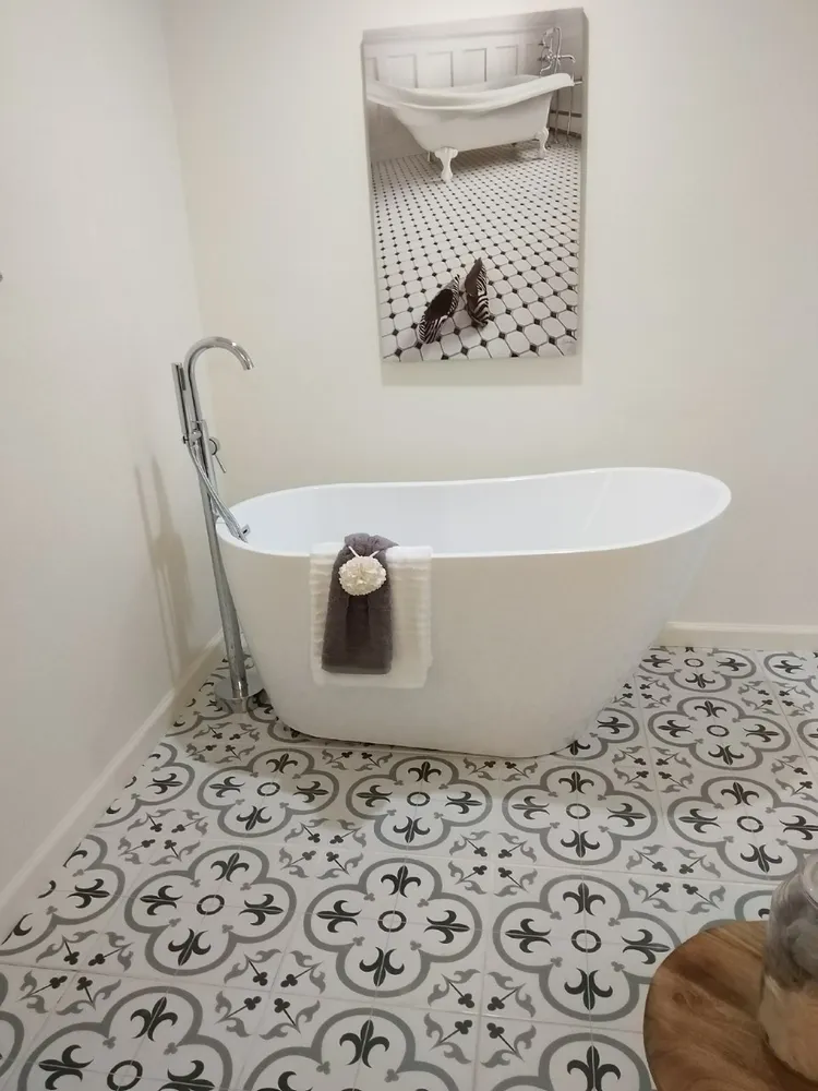 Slide of Remodel & Construction Services