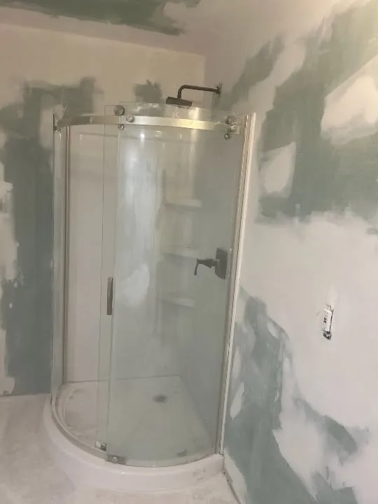 Trusted electrical service for homes in lighting installation, by