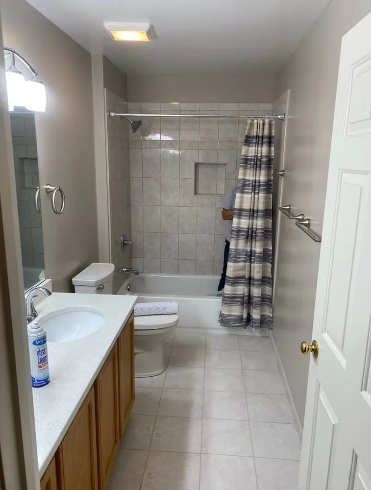 Slide of Renderos Construction