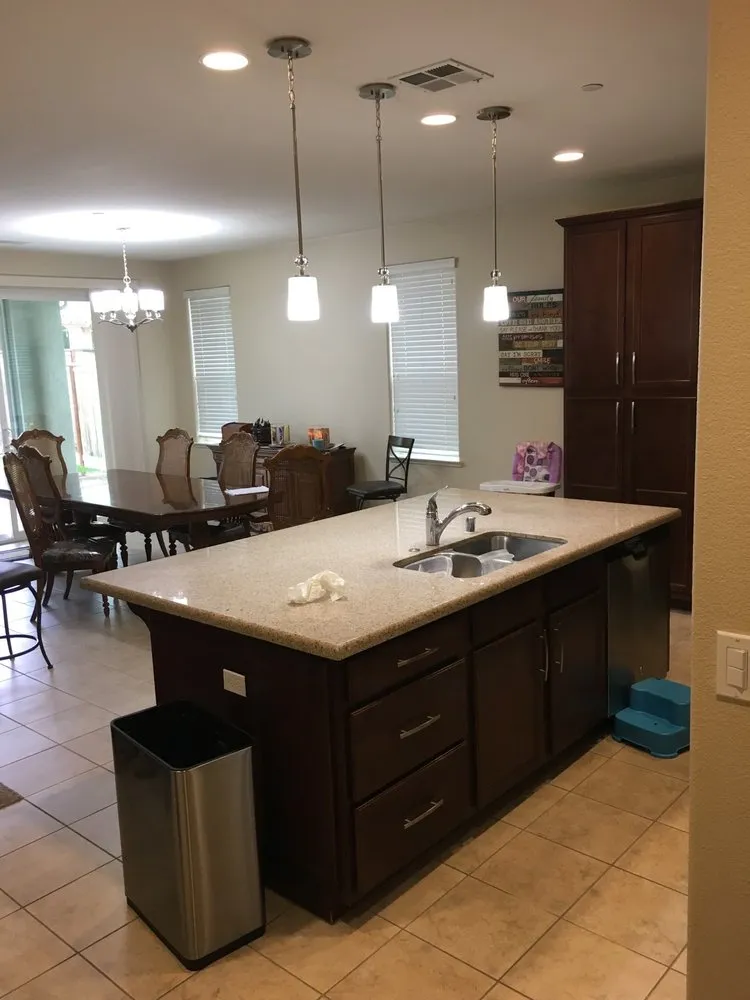 Slide of Rendon Electric