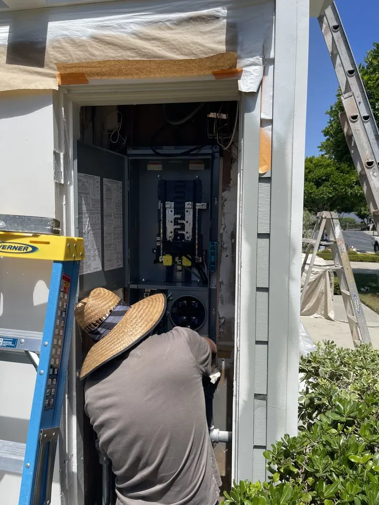 Slide of Renewed Electric