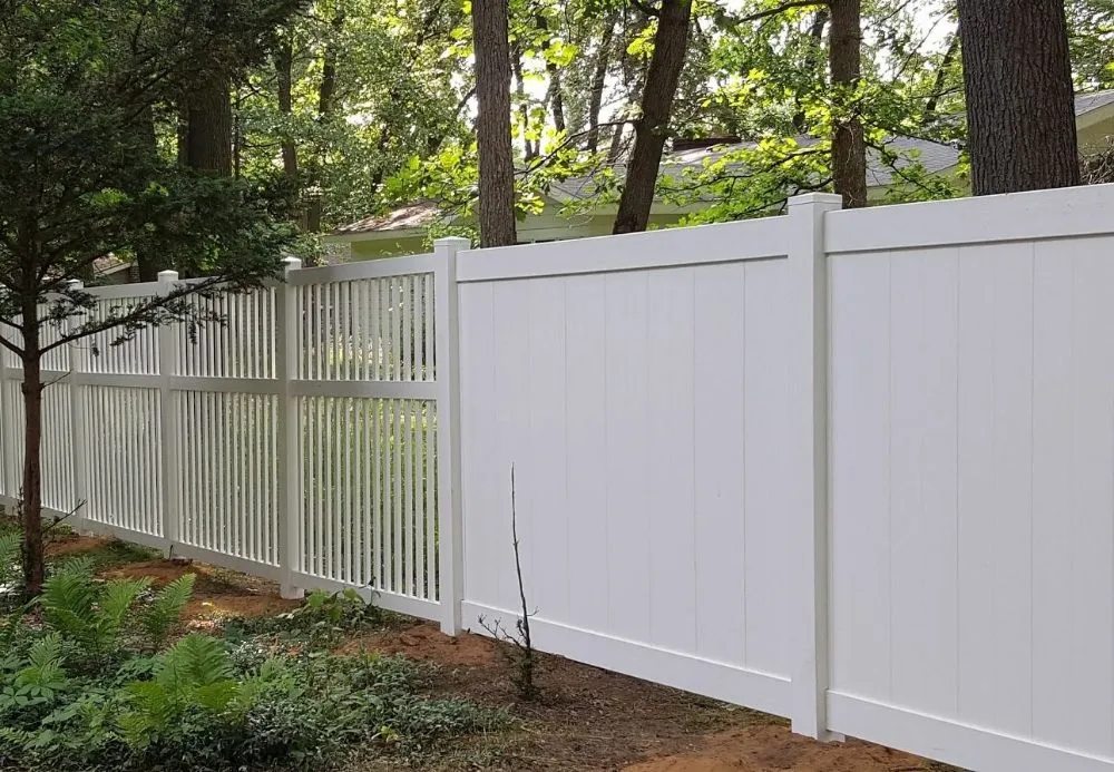 Slide of Renova Studio