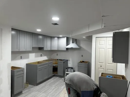 Renovation Craftsmen Logo