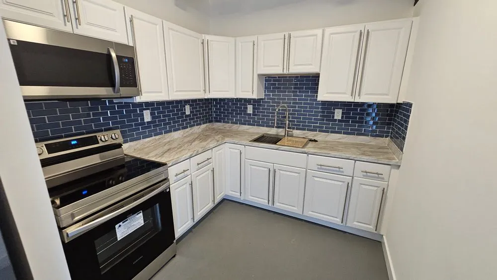 Slide of Renovations Ruiz