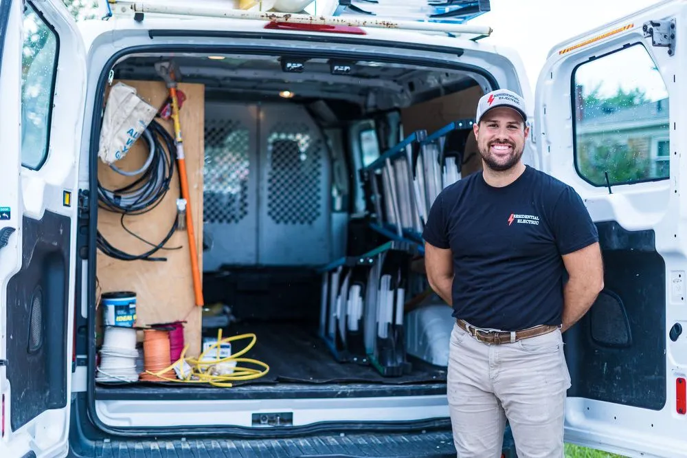 Emergency outlet and switch repair in St Clair Shores, MI by Residential Electric