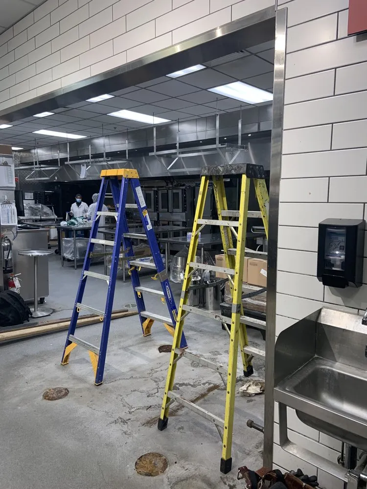 Reliable electrician providing wiring installation in Hampton Township, PA - Resindcom Electric