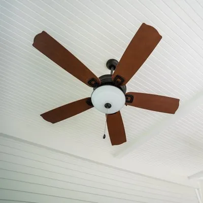 Response Emergency Electrician Logo