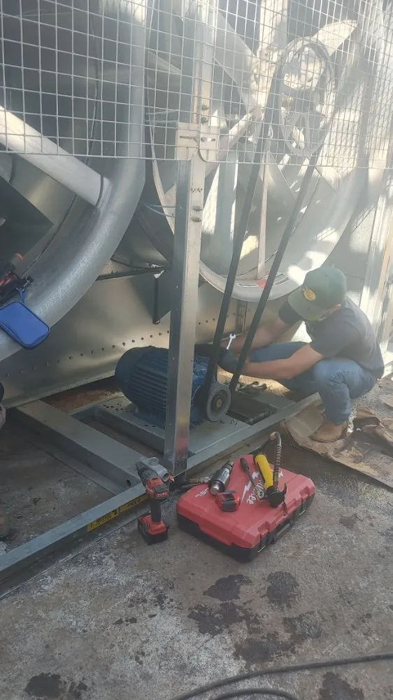 Slide of Ress Electric