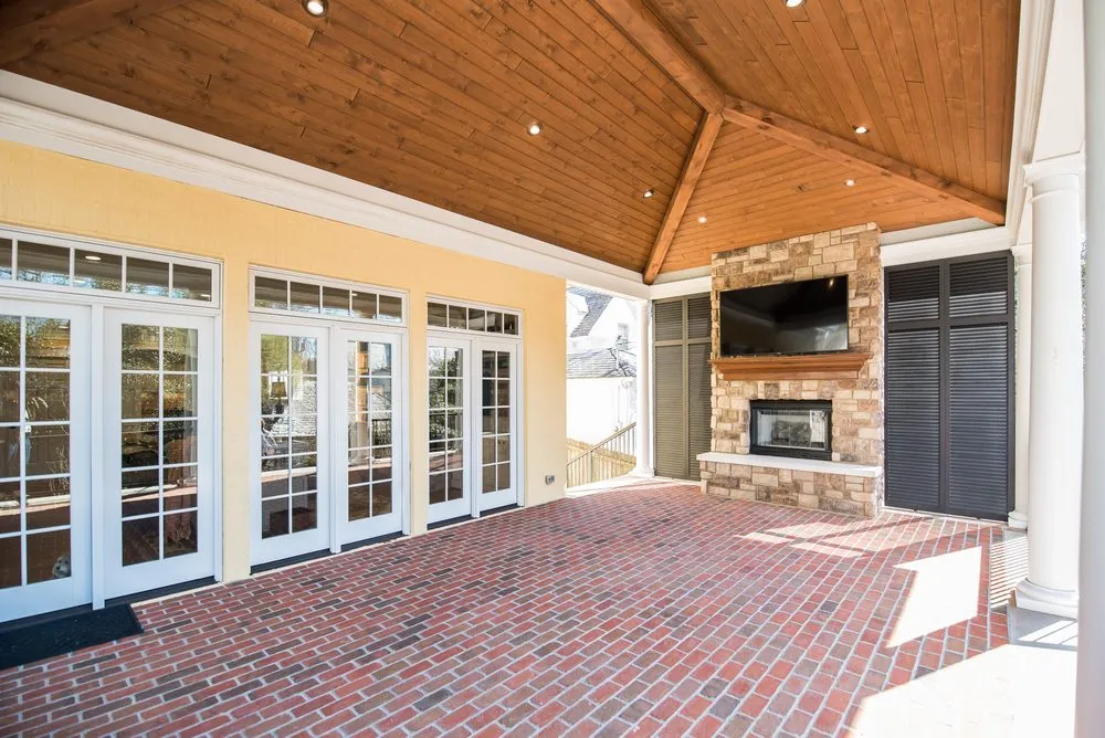 Slide of Reston Construction