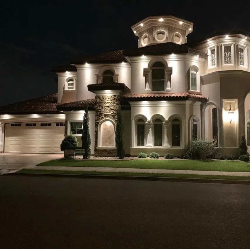 Slide of Retiz Electric