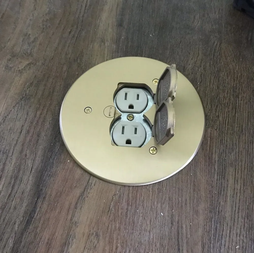 Slide of Retro Electric Services