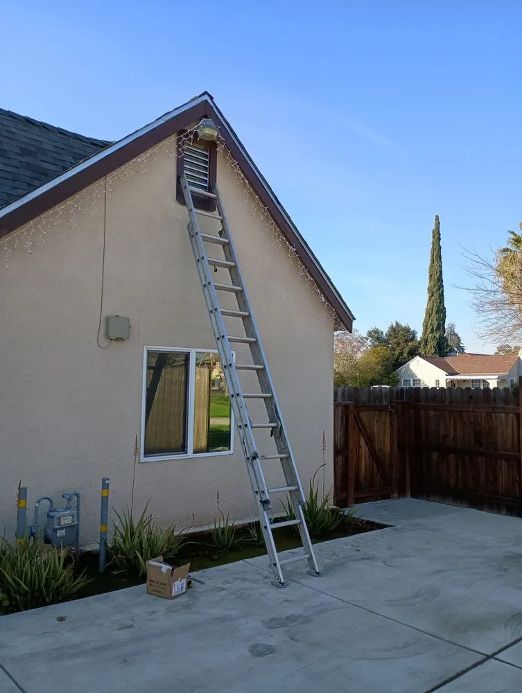 Slide of Retro Home Services