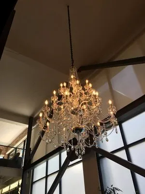 ReVamp Electric Logo