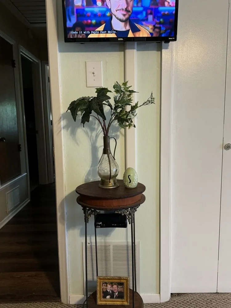 Slide of REVCO Handyman Solutions