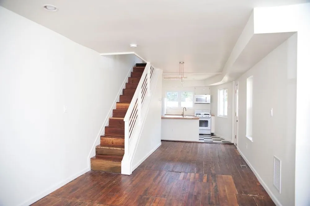 Slide of Revise Studio