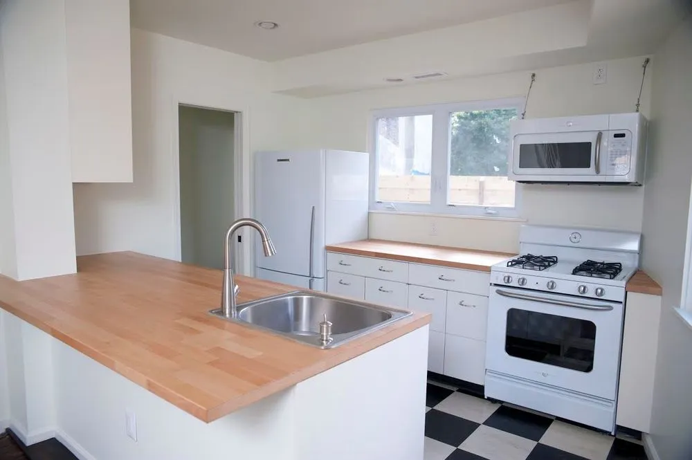 Slide of Revise Studio