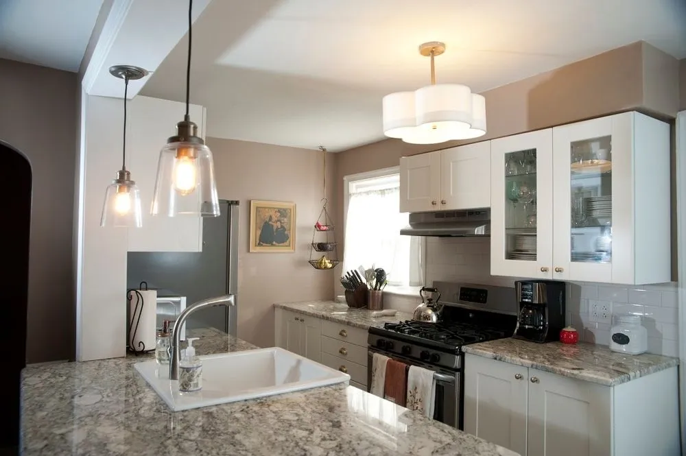 Slide of Revise Studio