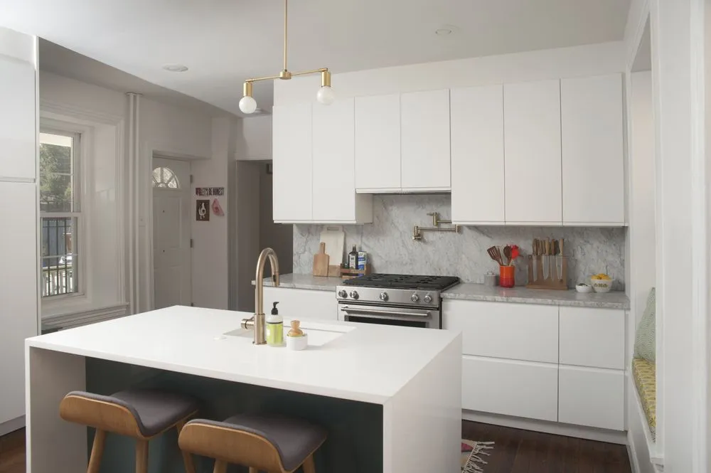 Slide of Revise Studio