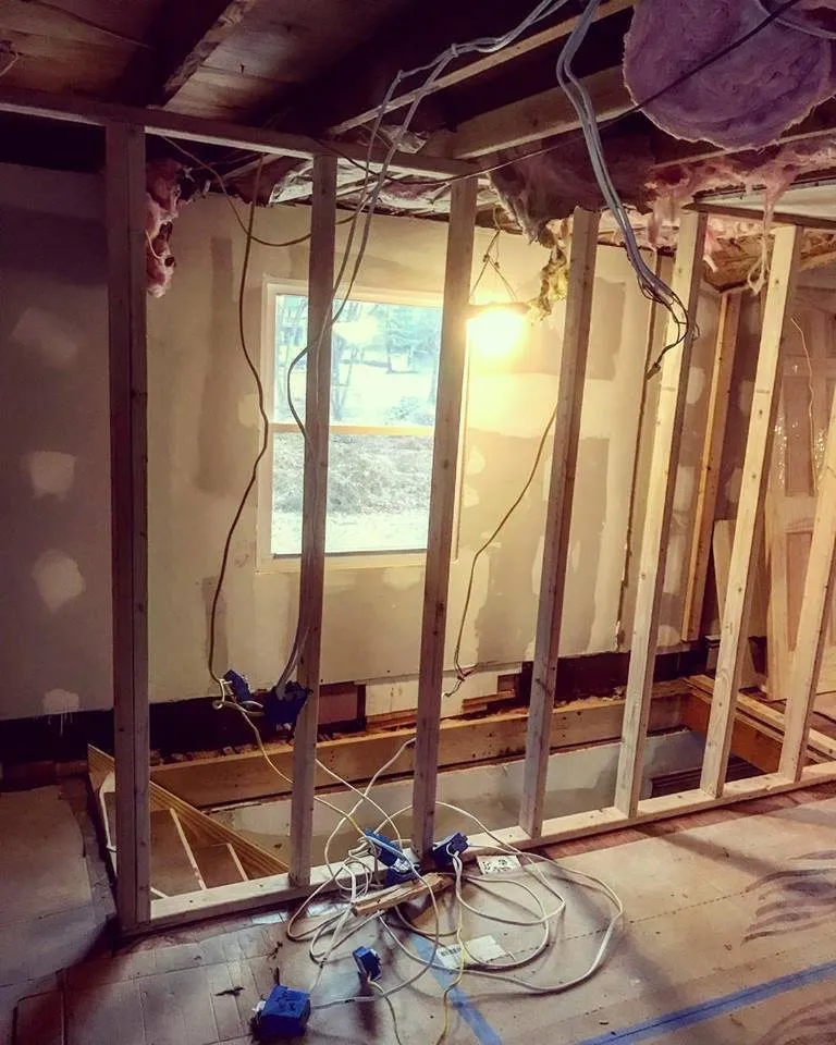 Emergency electrician providing lighting installation in Clifton Heights, PA - Rewire Electric