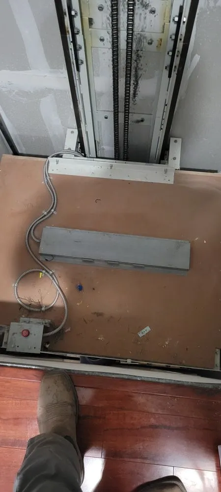 Slide of Rewis Electric