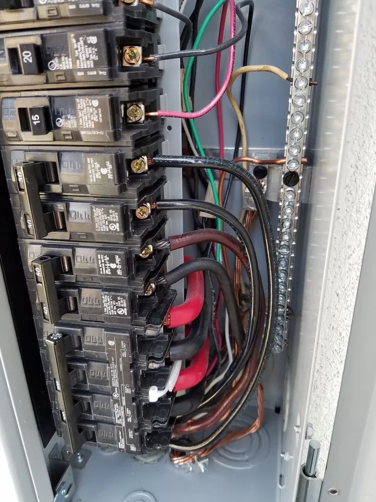 Slide of Rey Electric