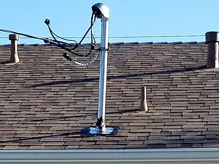 Slide of Rey Electric