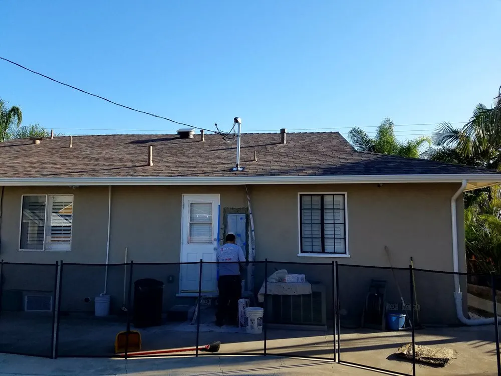 Slide of Rey Electric