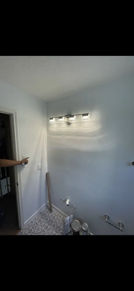 Slide of Rey Electrical Services