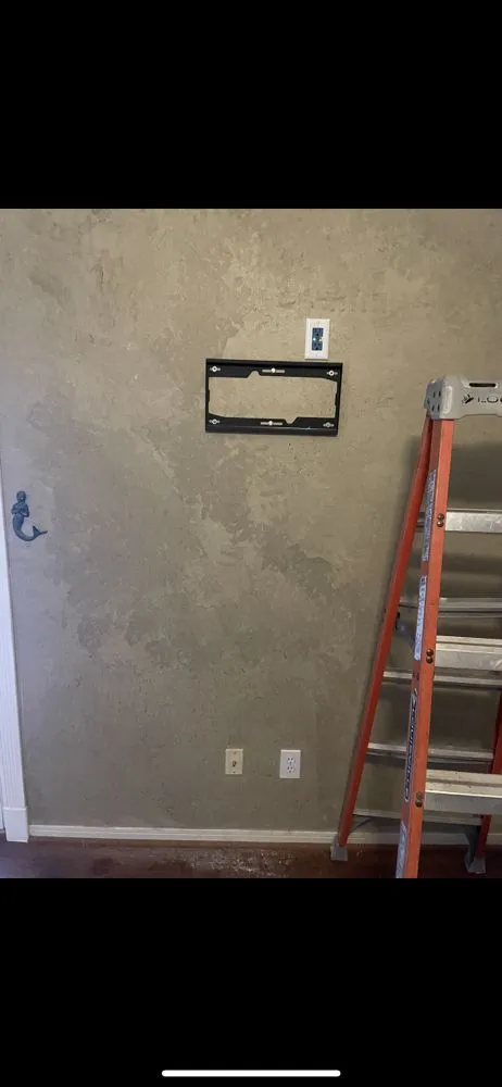 Slide of Rey Electrical Services