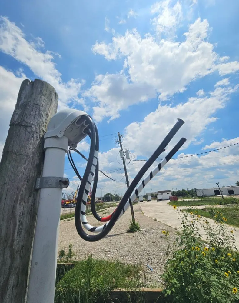 Slide of Rey Eletric And Hvac System