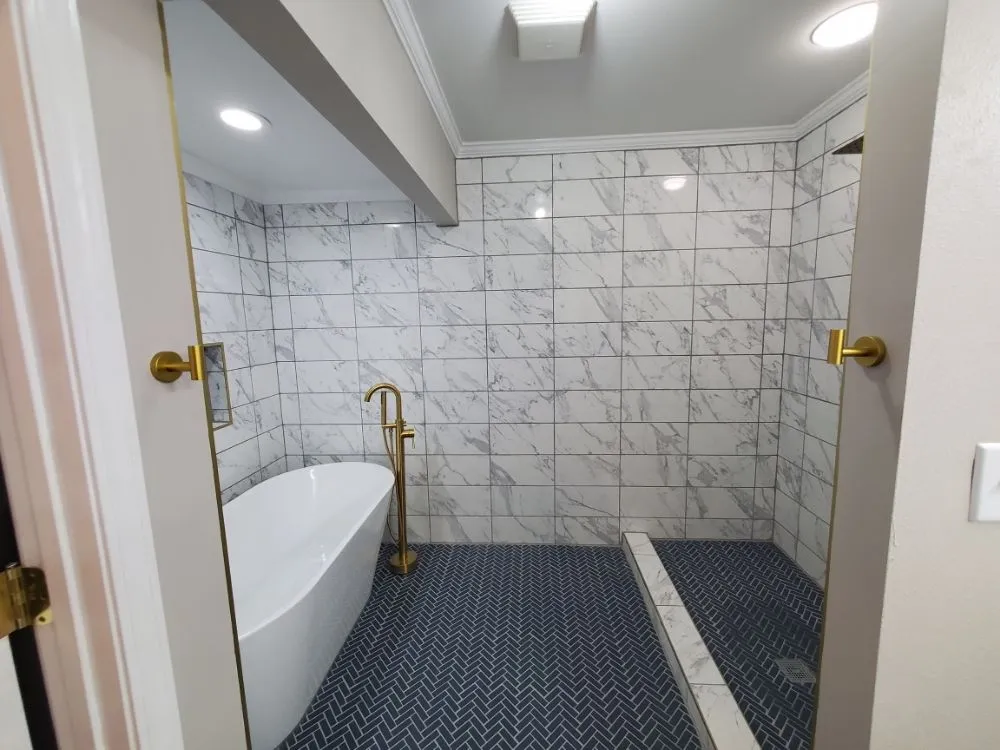 Slide of Reyes Contractor