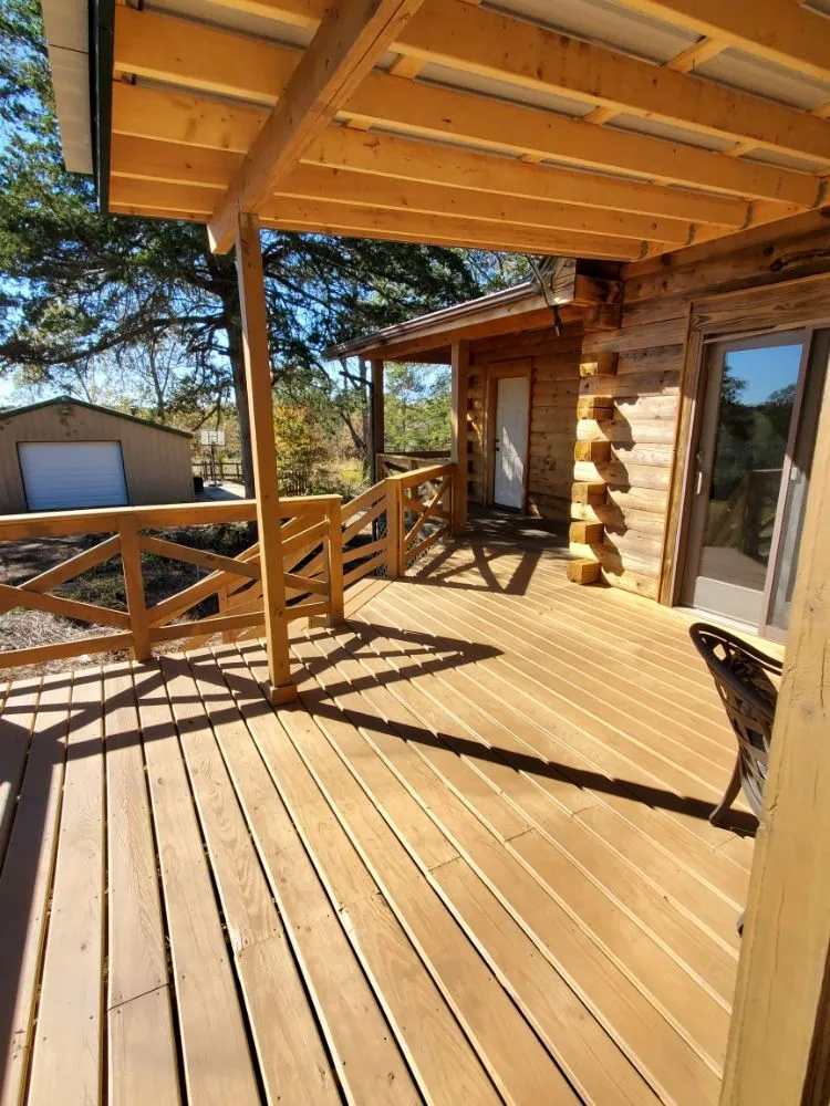 Reliable electrician providing emergency electrical service in , 