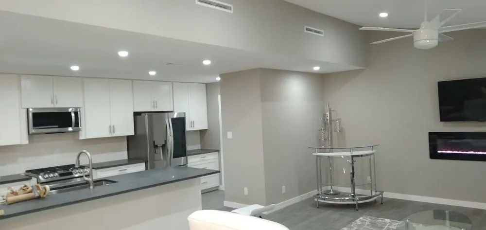 Slide of Reyes Electric