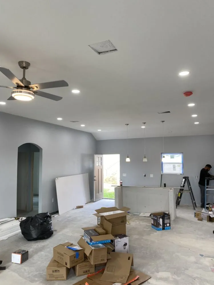 Slide of Reyes Electric