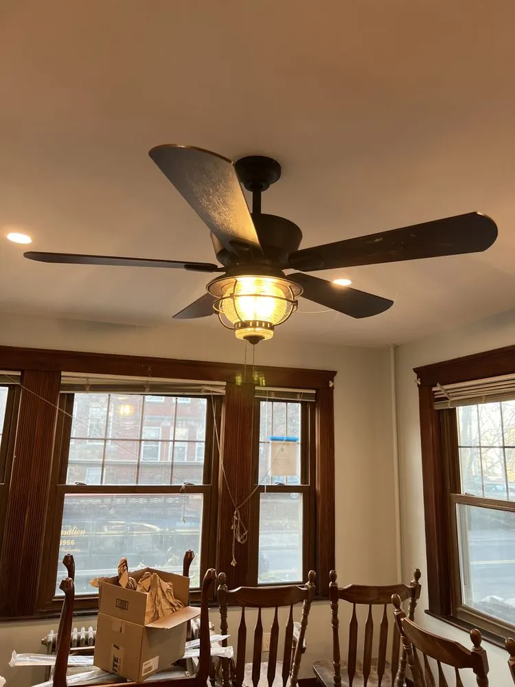 Slide of Reyes Electric