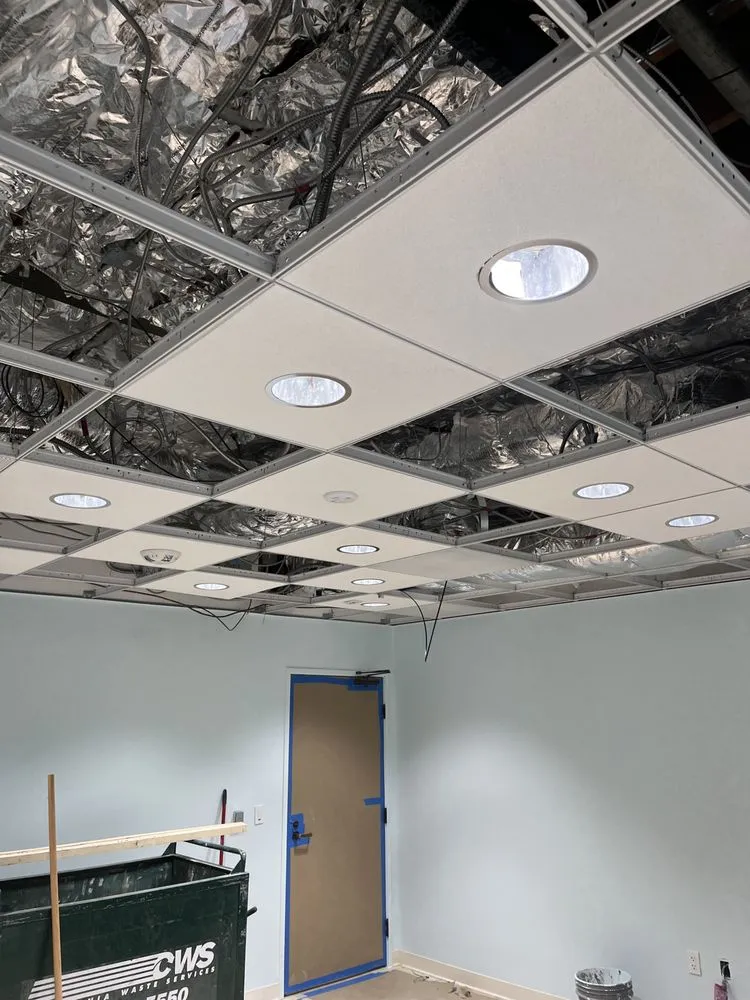 Slide of Reyes Electric