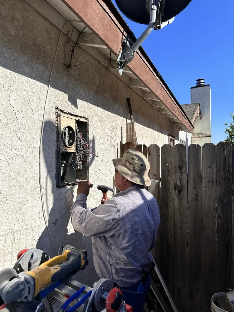 Slide of Reyes Power Solutions